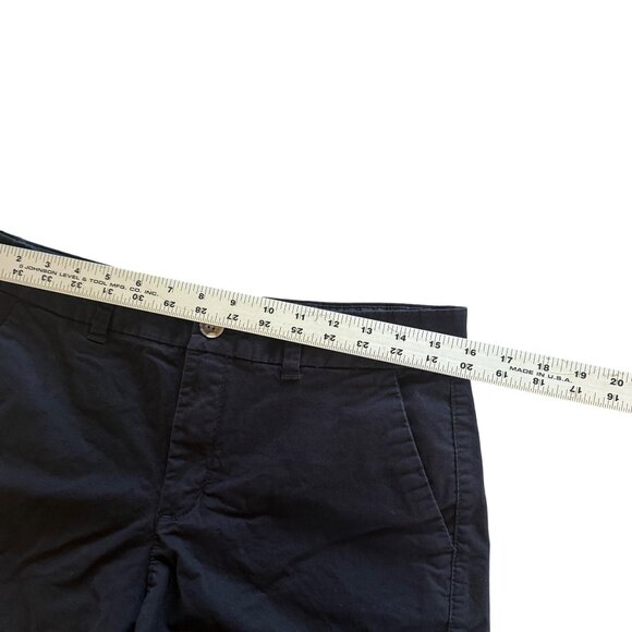 Old Navy Everyday Mid-Rise Black Shorts Size 8 Womens Chino - Picture 5 of 7